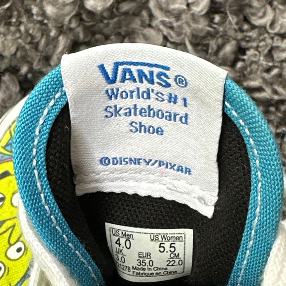 Vans X Toy Story Shoes Kids Size 4 Glow In The Dark Aliens Pixar Disney Collab - Picture 3 of 15